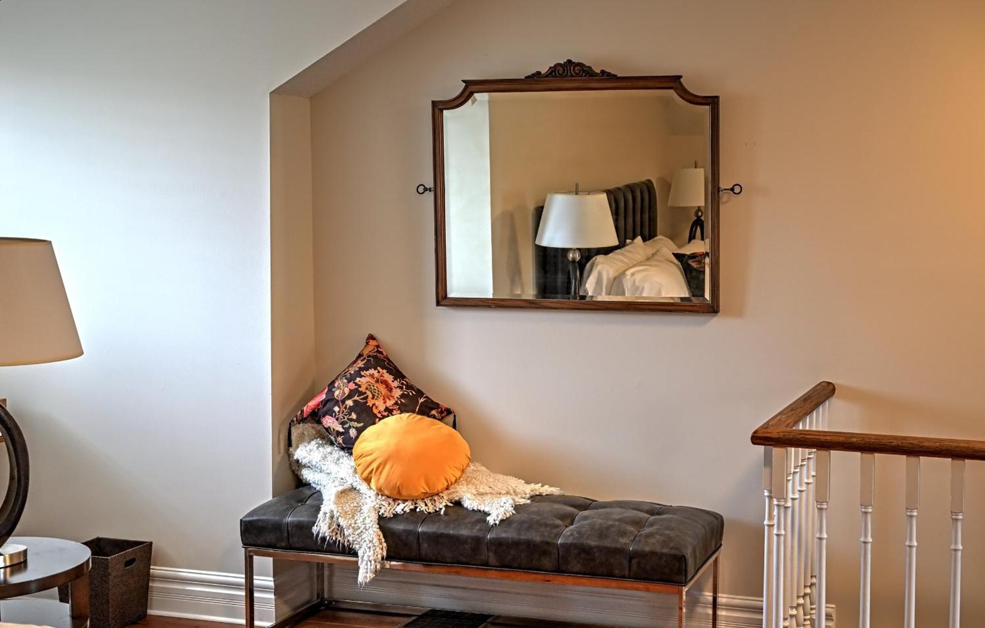 Welcome Home! Acores Bed & Breakfast Toronto Phòng bức ảnh